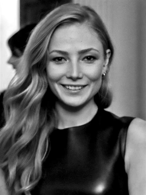 clara paget wikipedia.